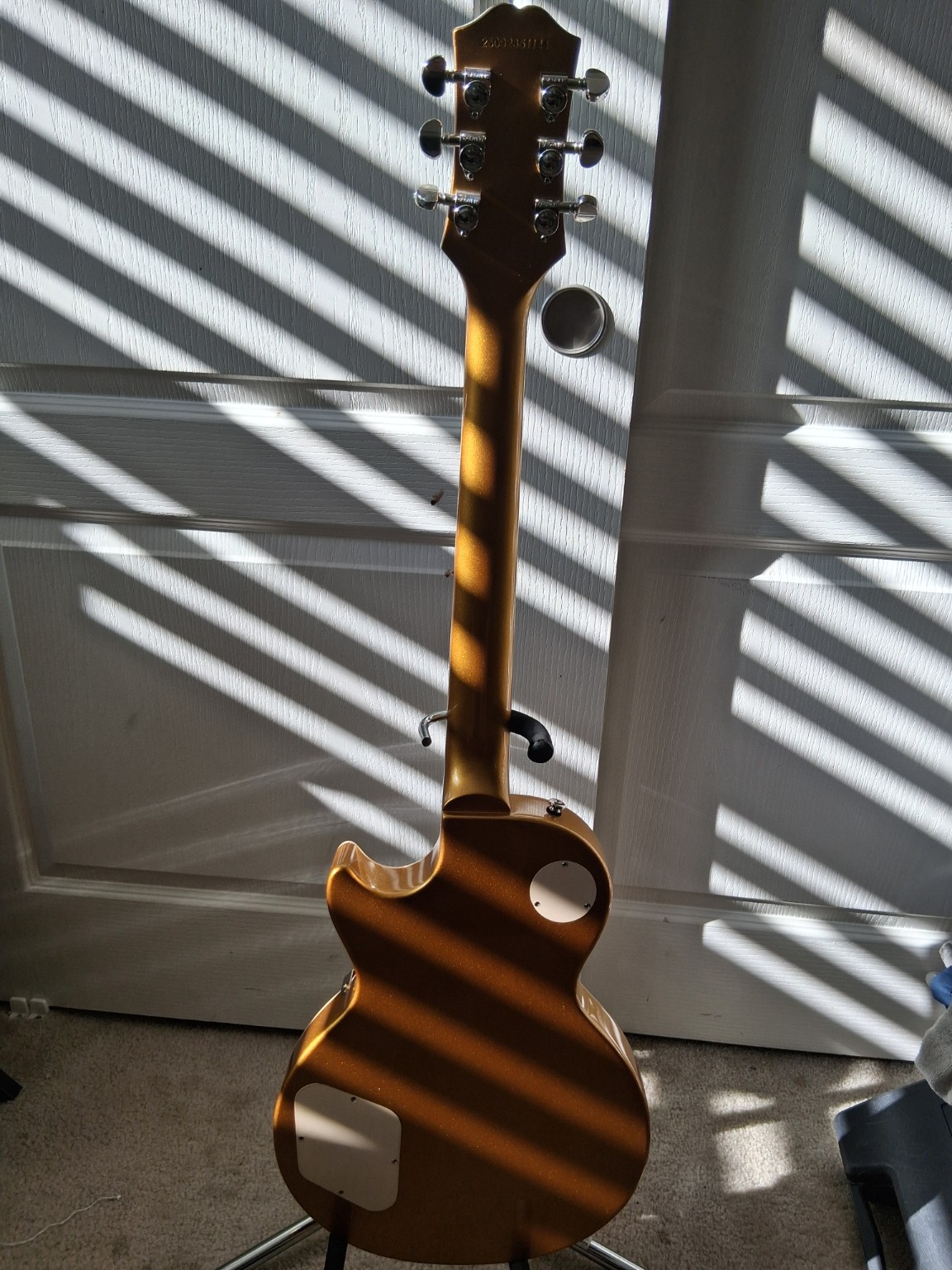 Back of metallic gold Epiphone Les Paul